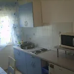 Iva Apartman *